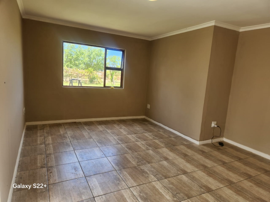 To Let 5 Bedroom Property for Rent in Klapmuts Western Cape